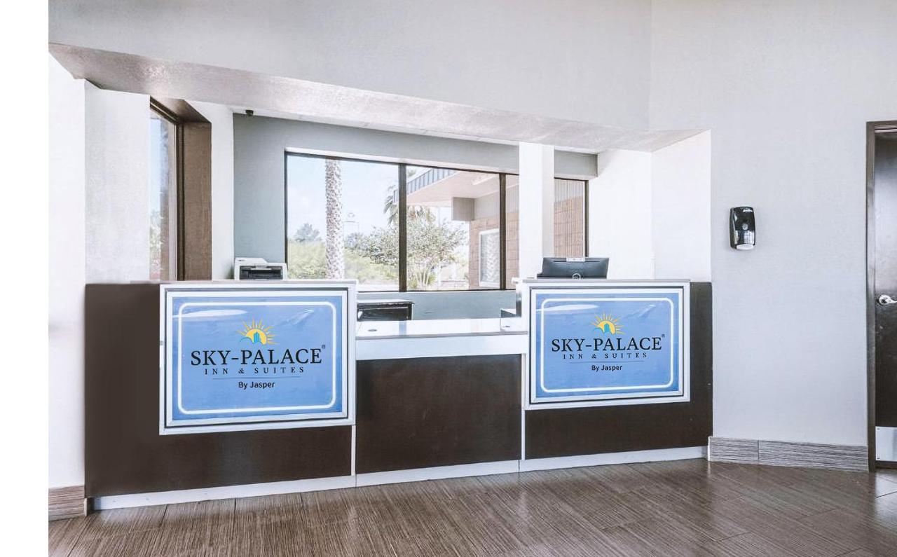 Sky Palace & By Jasper Hotel 2*